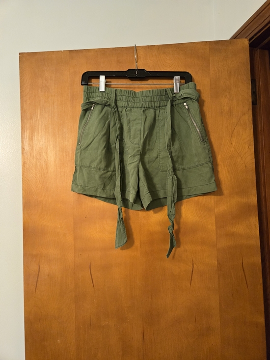 Sundance Pants - Sundance Tie Waist Olive Green Shorts Size 6